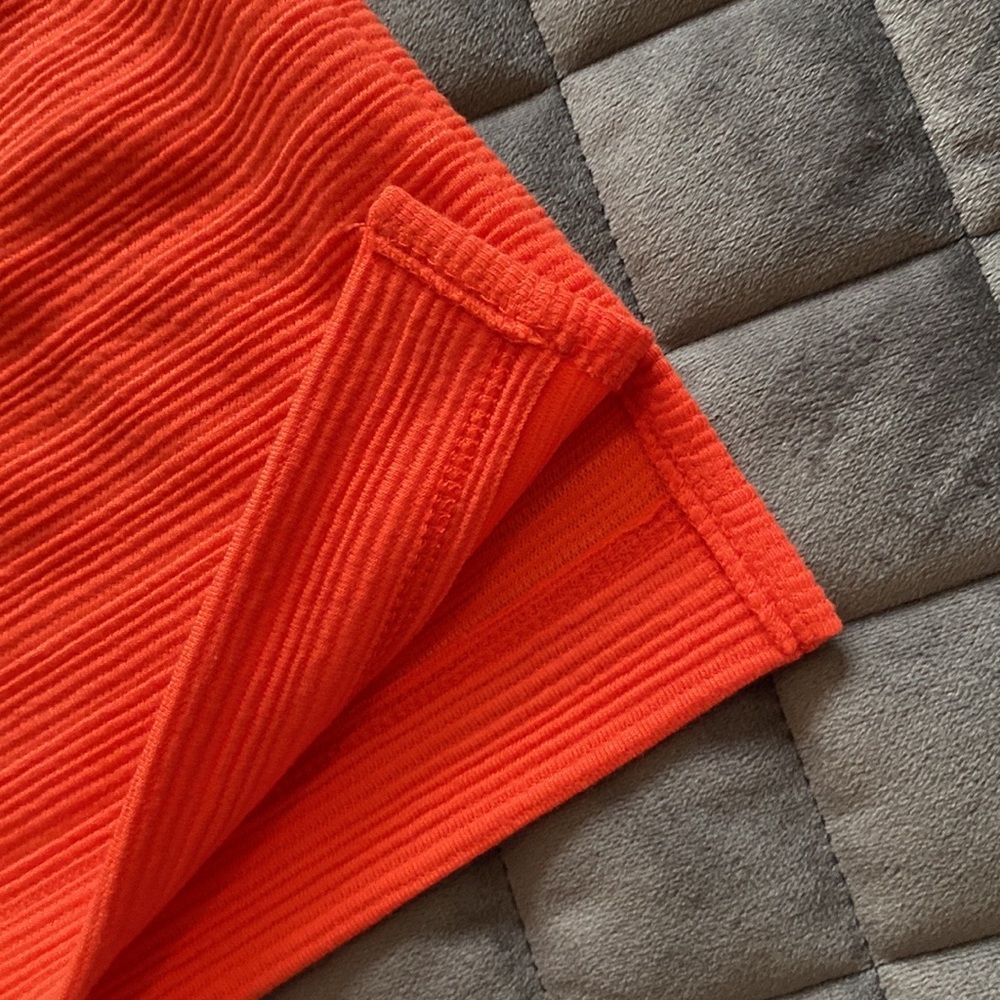 New! Banana Republic top - Picture 7 of 10